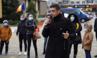 „Este foarte regulamentară, ea este conformă”