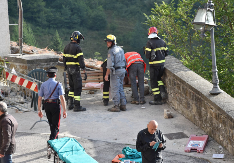 Magnitude 6.2 Earthquake In Central Italy Kill At Least 13