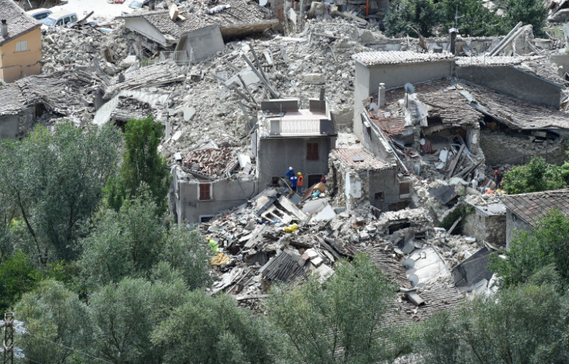 Magnitude 6.2 Earthquake In Central Italy Kill At Least 37