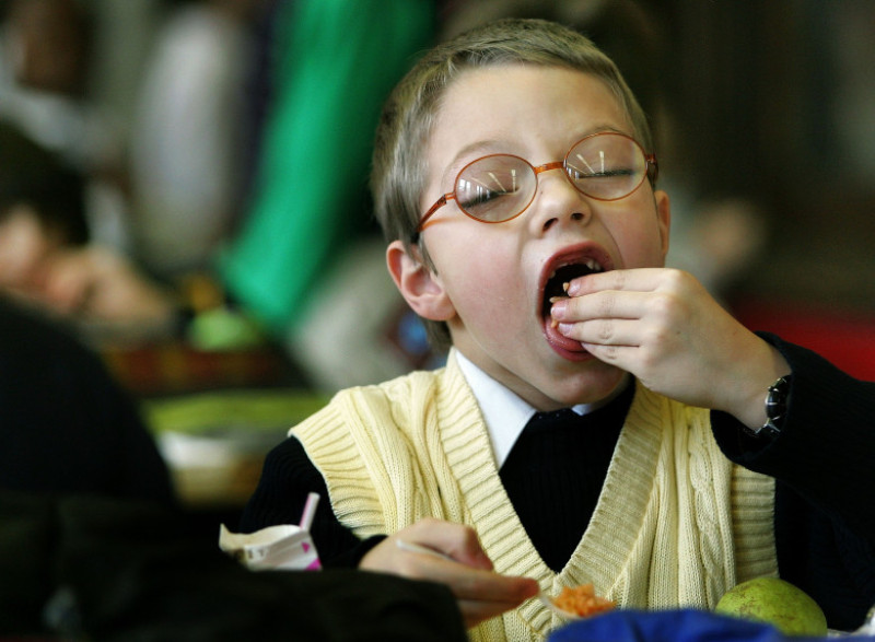 Senator Dick Durbin Tours New Healthy Lunch In Schools Program