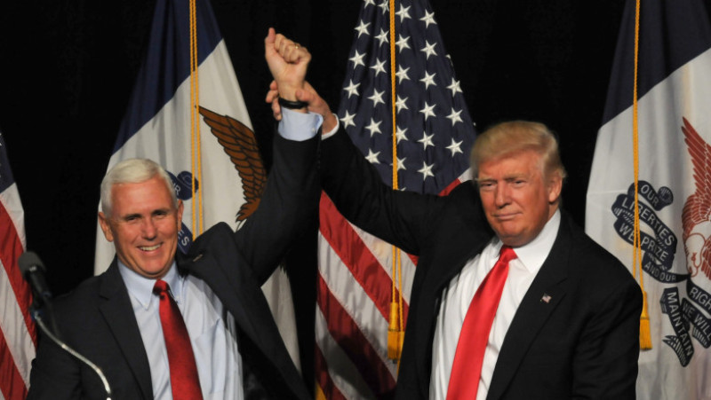 GOP Presidential Candidate Donald Trump Campaigns In Des Moines, Iowa