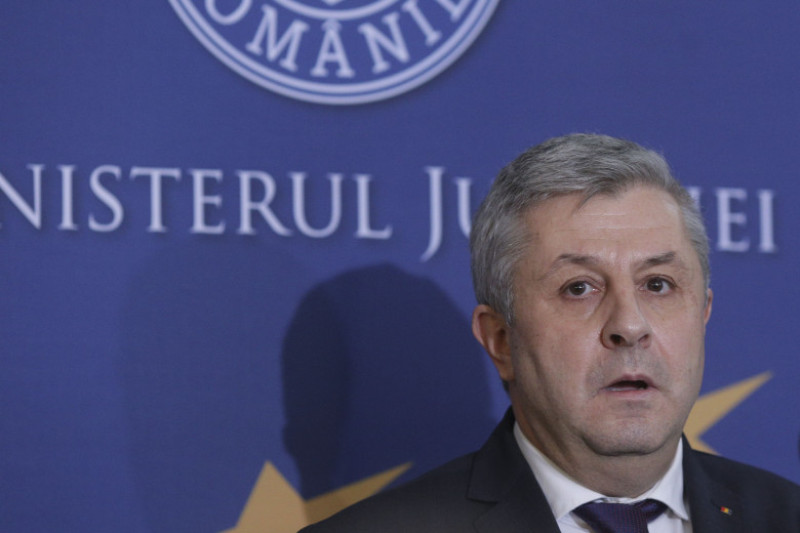 Iordache_DEZBATERE_GRATIERE_01_INQUAM_Octav_Ganea