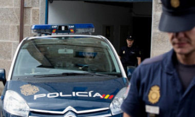 Româncă judecată în Spania pentru că și-a vândut cu 8.000 de euro fiica de 16 ani. Cum s-a apărat la proces