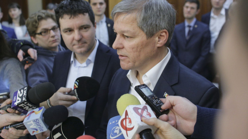 Nicusor Dan si Dacian Ciolos_USR_CIOLOS_02_INQUAM_Octav_Ganea