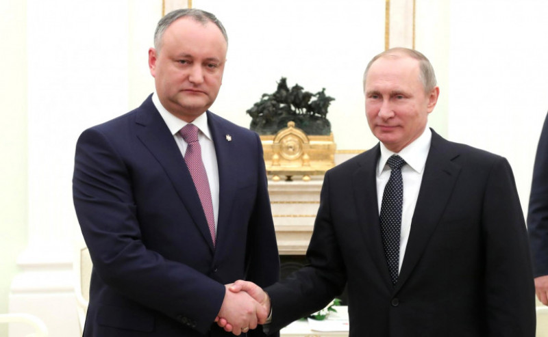 Dodon s-a întâlnit cu Putin la Moscova