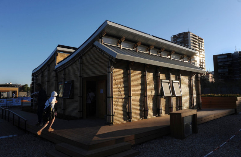 Universities Comptete In Solar Powered House Competition