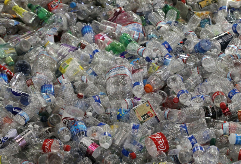 Despite Push From Environmentalists, Bottled Water Consumption Remains Ubiquitous