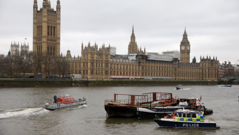Person Falls From Westminster Bridge