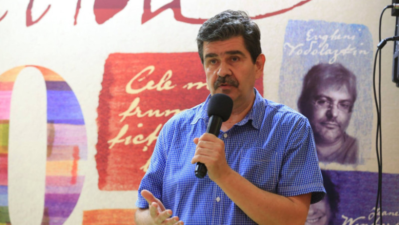 radu paraschivescu la bookfest foto bookfest facebook