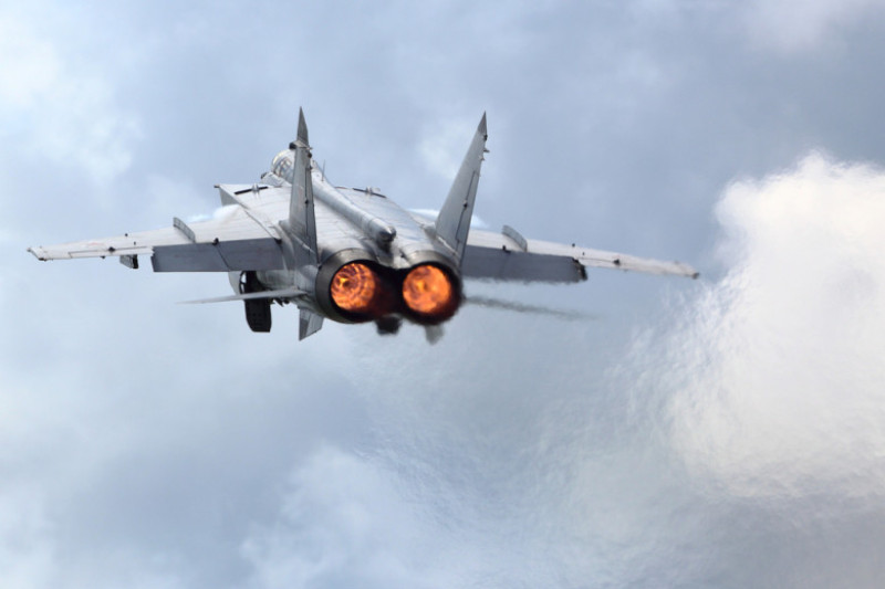 avion rusesc de vanatoare MiG-31