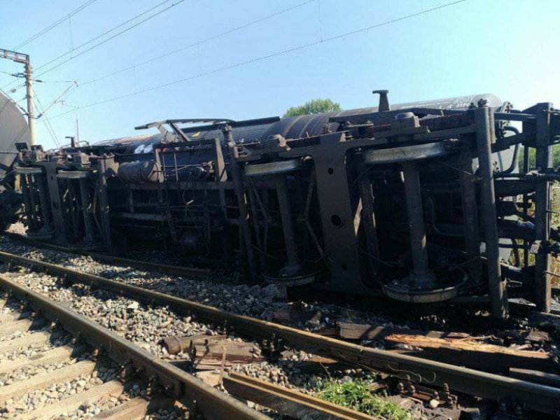 tren deraiat - - cfr infrastructura