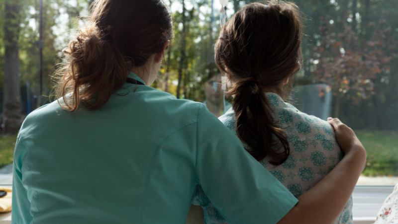 femei cancer shutterstock_243711910
