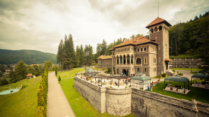 castelul cantacuzino busteni