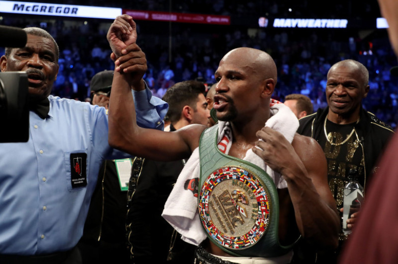 Floyd Mayweather Jr. v Conor McGregor