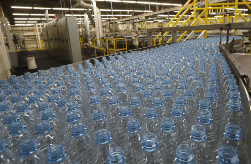 Coca-Cola Predicts Drop In Profit This Year