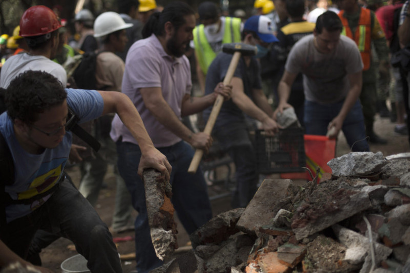 Earthquake Strikes Mexico City