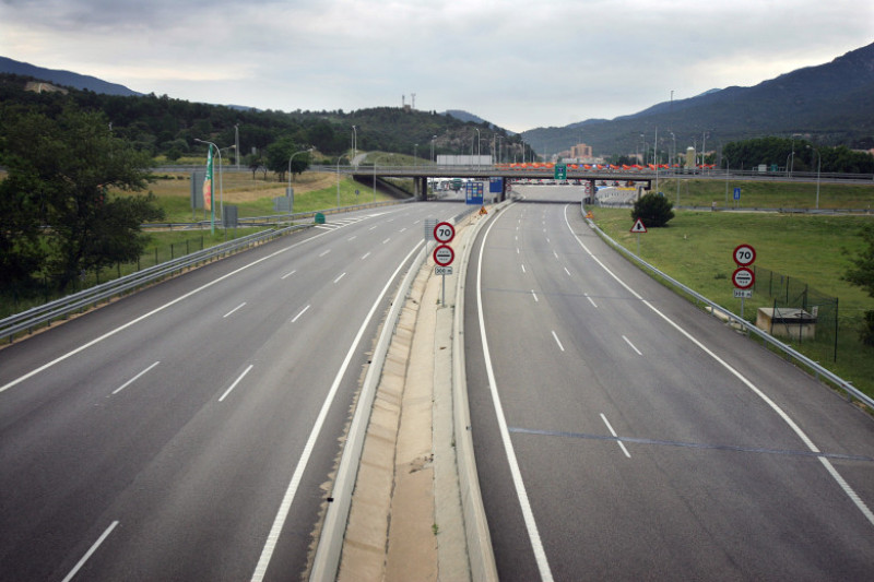Spanish Transport Strike Blockades Border To France