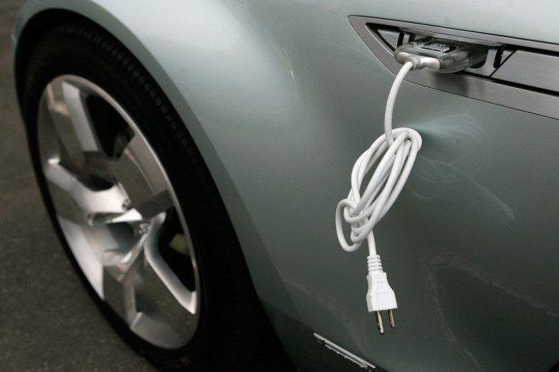 GM Showcases Electric Car On Capitol Hill