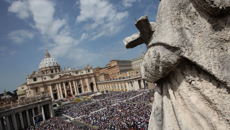 Holy Mass Of The Day And "Urbi Et Orbi" Message And Blessing