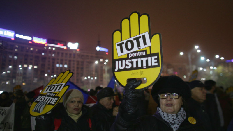 20171126192304_IMG_6146_1-01 - proteste 26 nov 2017 ganea