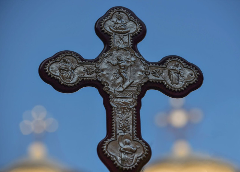 cruce, biserica, religie_basilica.ro