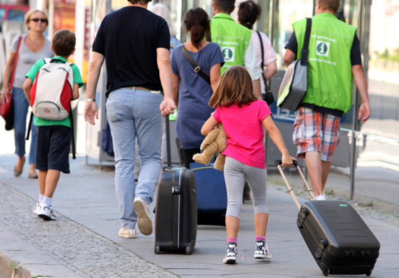 Berlin Draws Summer Tourists