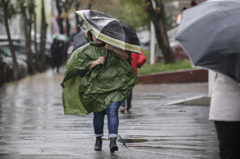171024_METEO_VREME_ploaie bucuresti_03_INQUAM_Photos_Octav_Ganea