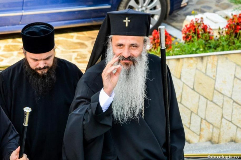 ips teofan mitropolitul moldovei_bogdan zamfirescu doxologia.ro