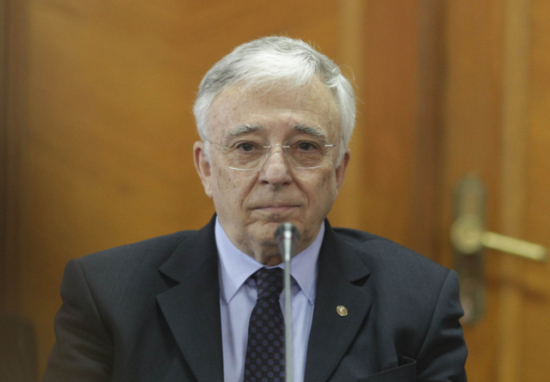mugur isarescu