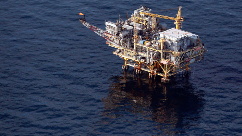 Coast Guard Attempts Burning Off Oil Leaking From Sunken Rig