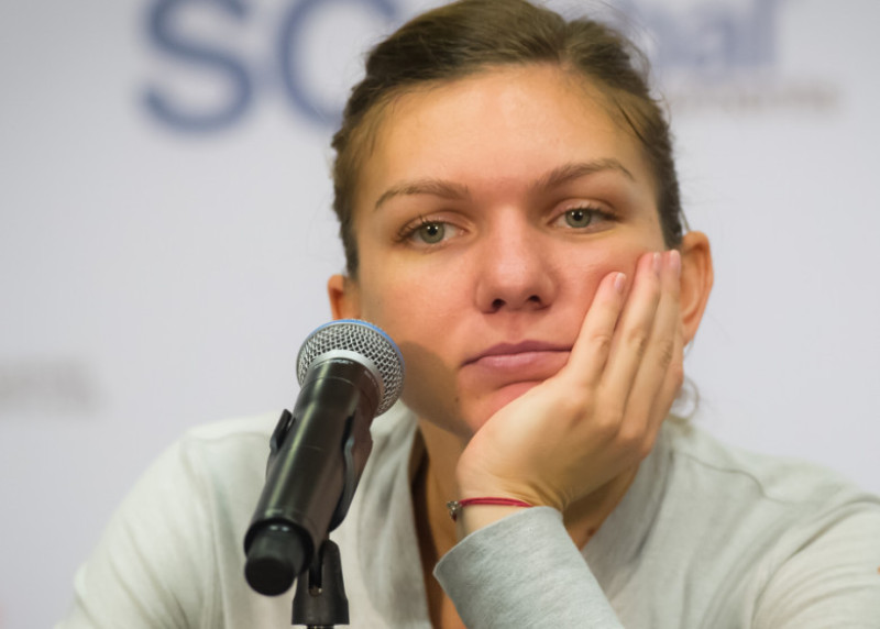 simona halep generic conferinta shutterstock