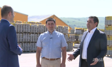 „Tata avea o vorbă: Ca să poţi strica un ban, trebuie să ştii cum se face”. Cum a reușit în afaceri o familie modestă din Alba