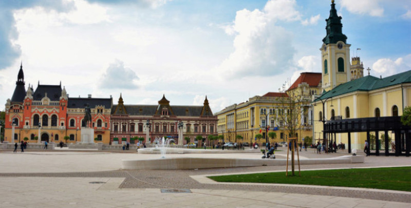 Piața_Unirii_Oradea_ghidlocal_4-750x380