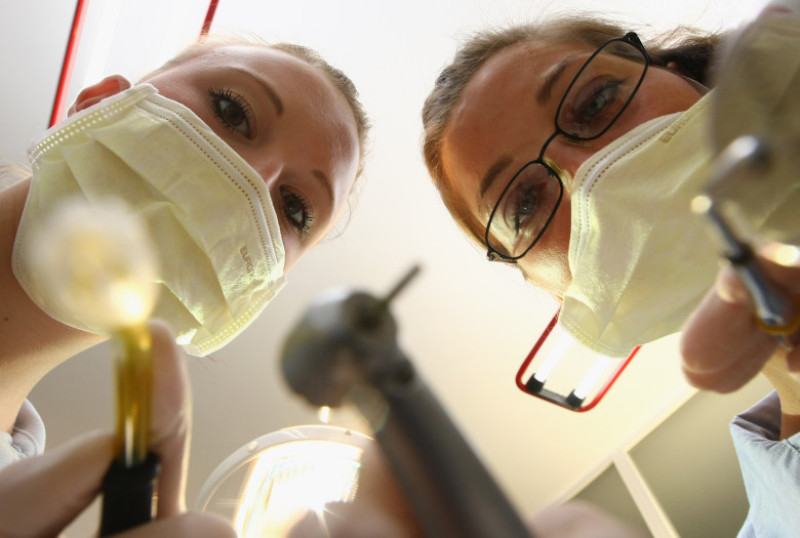 stomatolog, freză dentist
