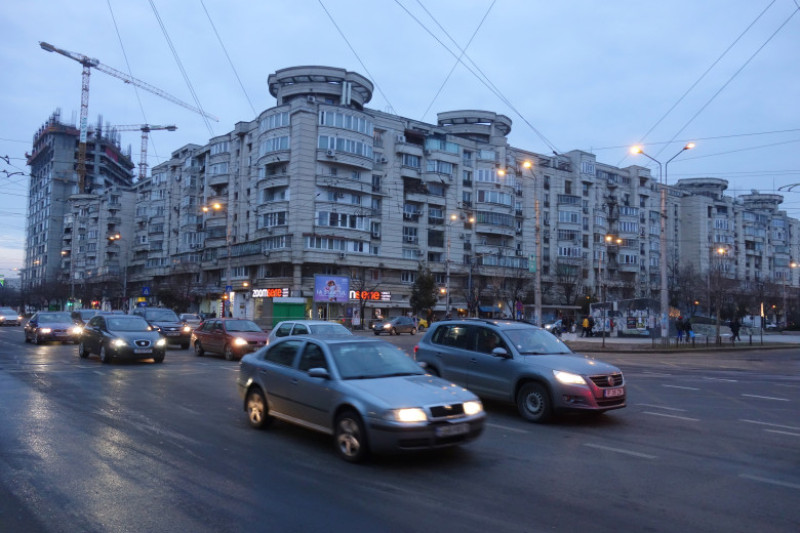 bucuresti case apartamente bloc trafic