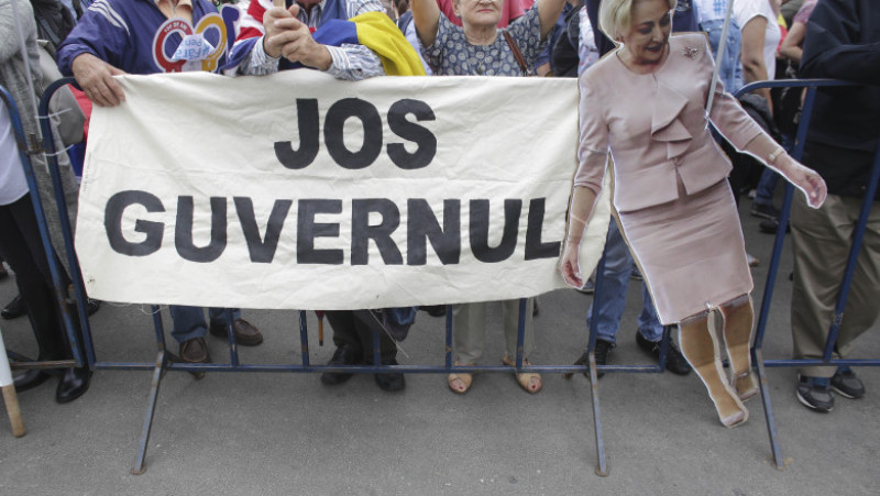 180627_PROTEST_CONTRAPORTEST_dancila PARLAMENT_03_INQUAM_Photos_Octav_Ganea