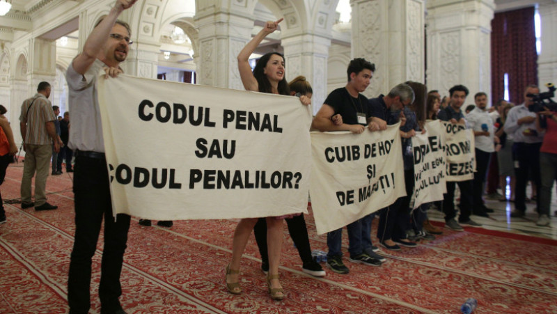 protest rezist parlament dragnea_inquam ganea (2)