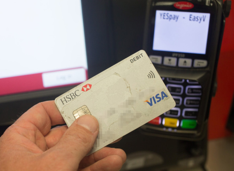 Cashless Payments Overtake The Use Of Notes And Coins