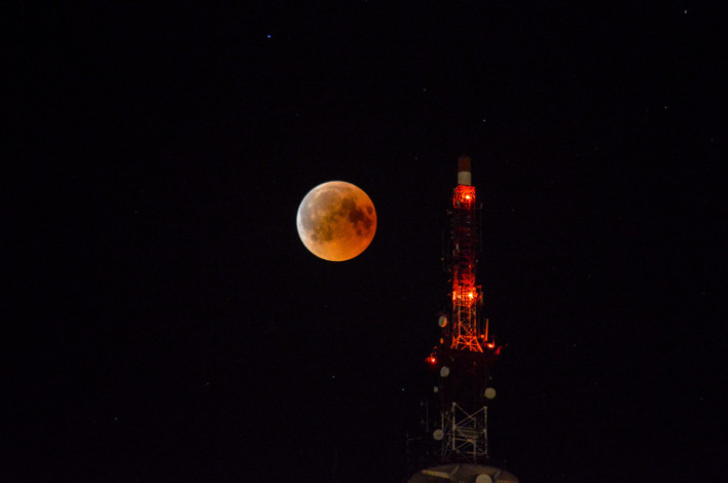 Eclipsa luna Brasov - puvak anton