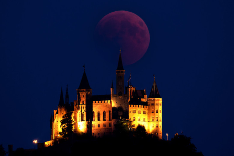 Total Lunar Eclipse Over Germany