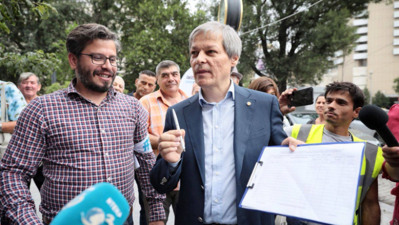 dacian ciolos a semnat initiativa usr_Platforma România 100 (3)