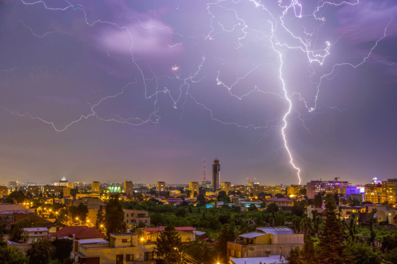 ploaie furtuna nori vreme meteo toamna vara