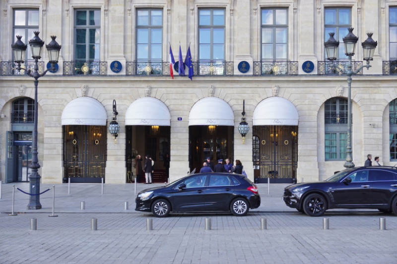 hotel ritz paris shutterstock_519120679