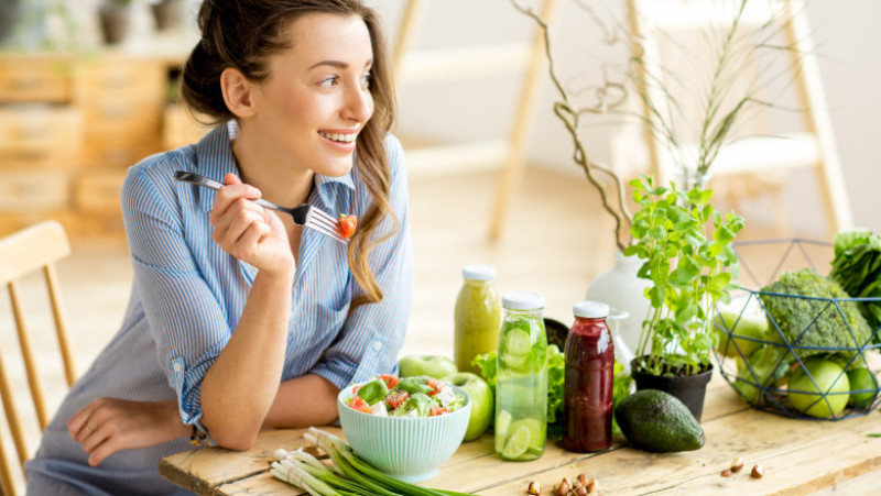 salata mancare sanatoasa shutterstock_622381814