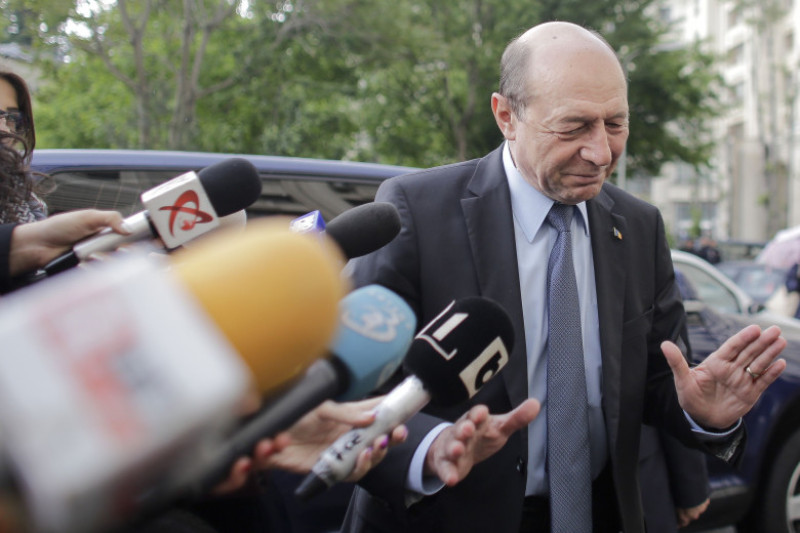 traian_basescu_PG_01_INQ_Octav_Ganea
