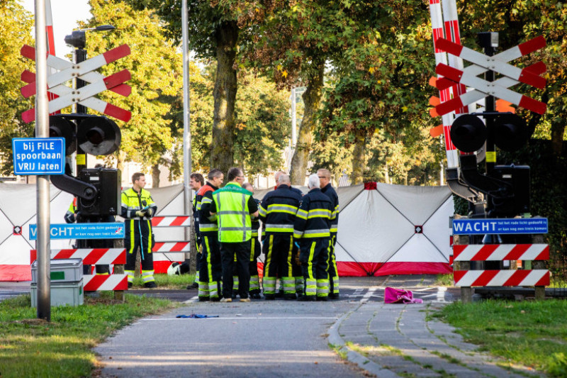 Train crash with a cargo bike on a rail crossing in Oss
