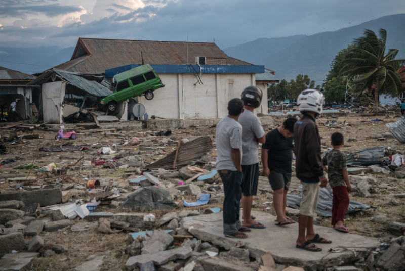 Deadly Earthquake and Tsunami Hits Indonesia's Island of Sulawesi