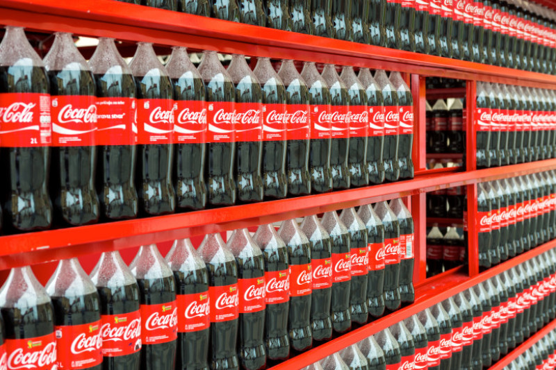 supermarket sticle coca cola la raft_shutterstock_214810693