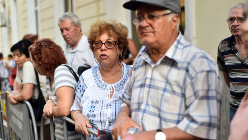 Pensionari, legea pensiilor, pensii pe card