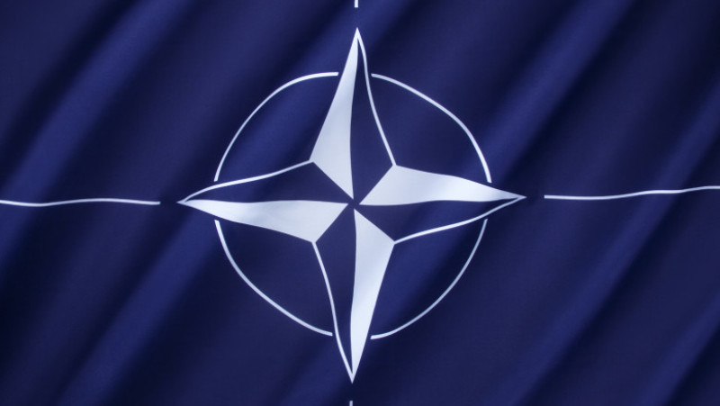 logo sigla nato shutterstock_230492953